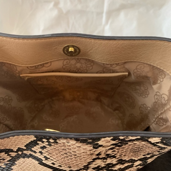 Snakeskin handbag - Picture 8 of 8